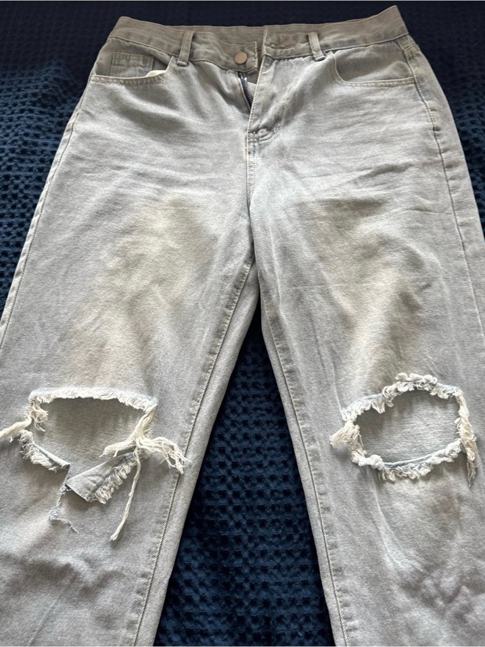 Jeans - Picture 2 of 3